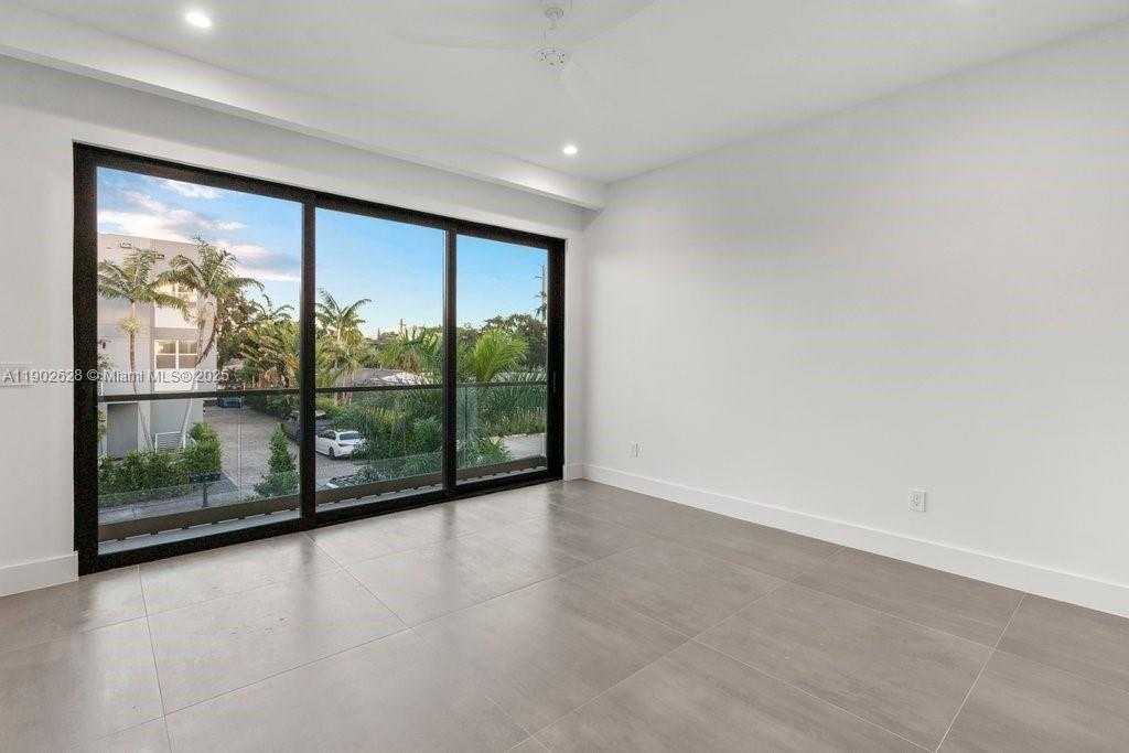 Small Image of 1215 NORTH EAST 11TH AVE #B, Fort Lauderdale Number 55