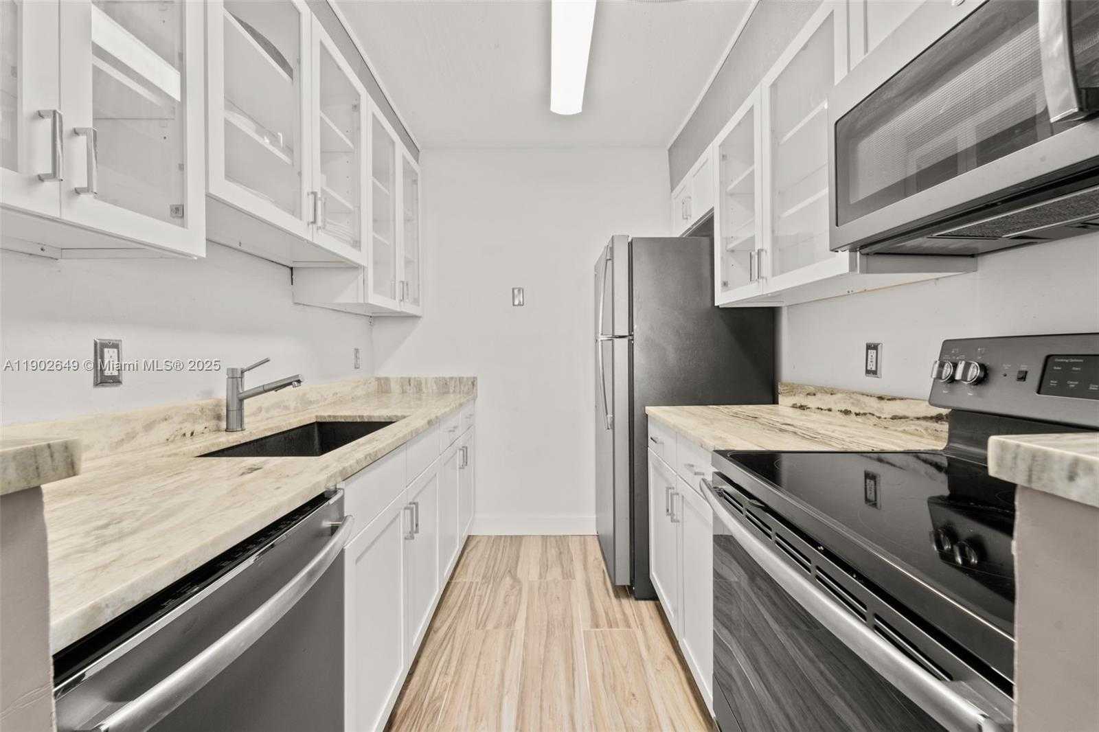 Small Image of 2350 NORTH EAST 135TH ST #1401, North Miami Number 8