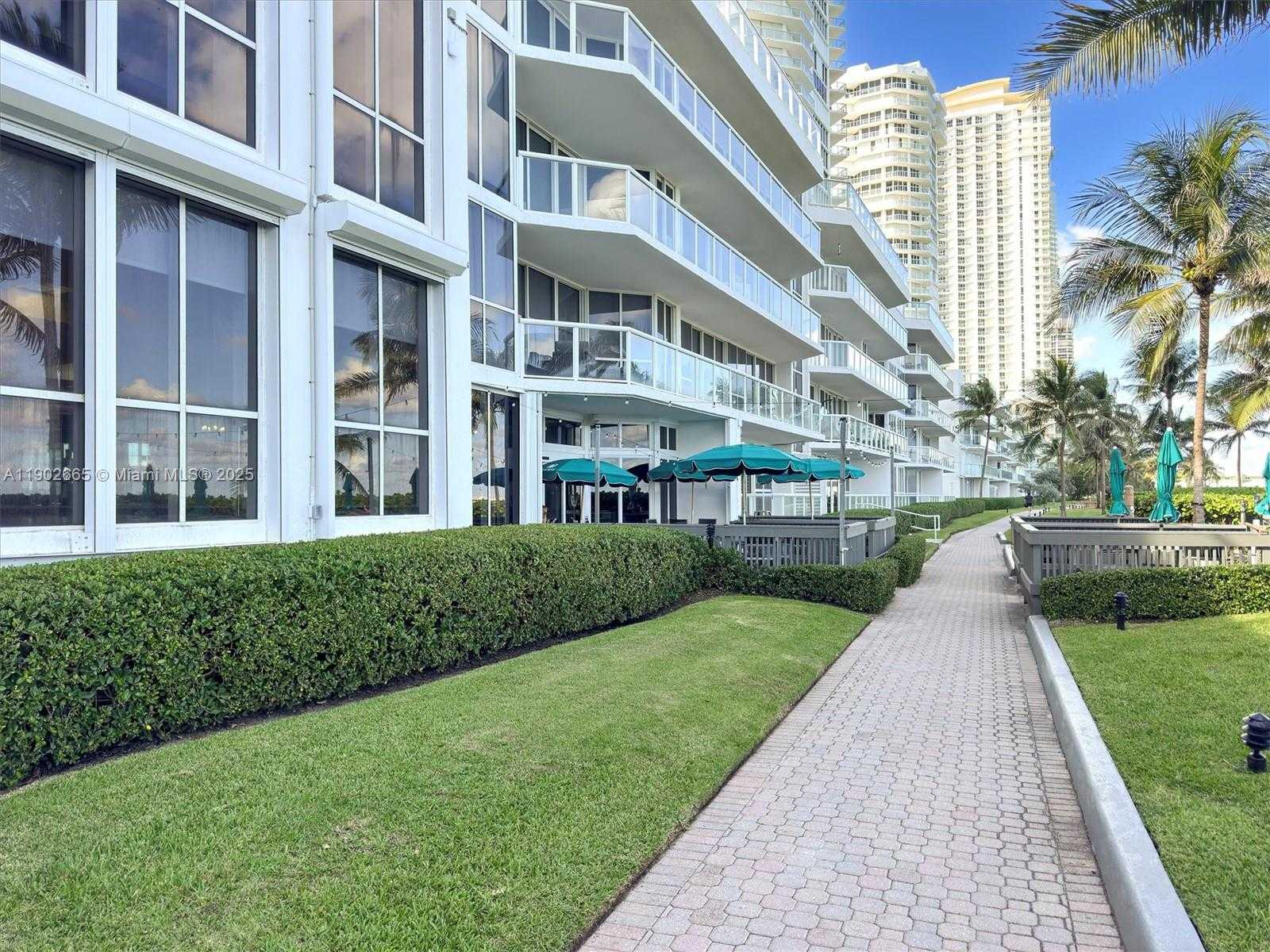 Small Image of 16500 COLLINS AV #2055, Sunny Isles Beach Number 10