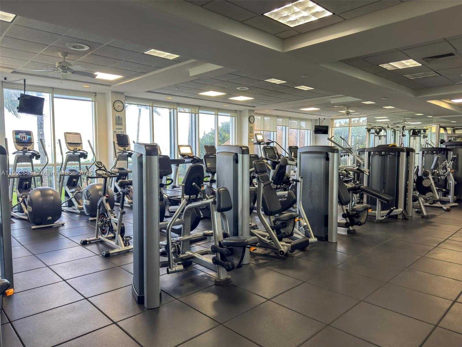 Small Image of 16500 COLLINS AV #2055, Sunny Isles Beach Number 13