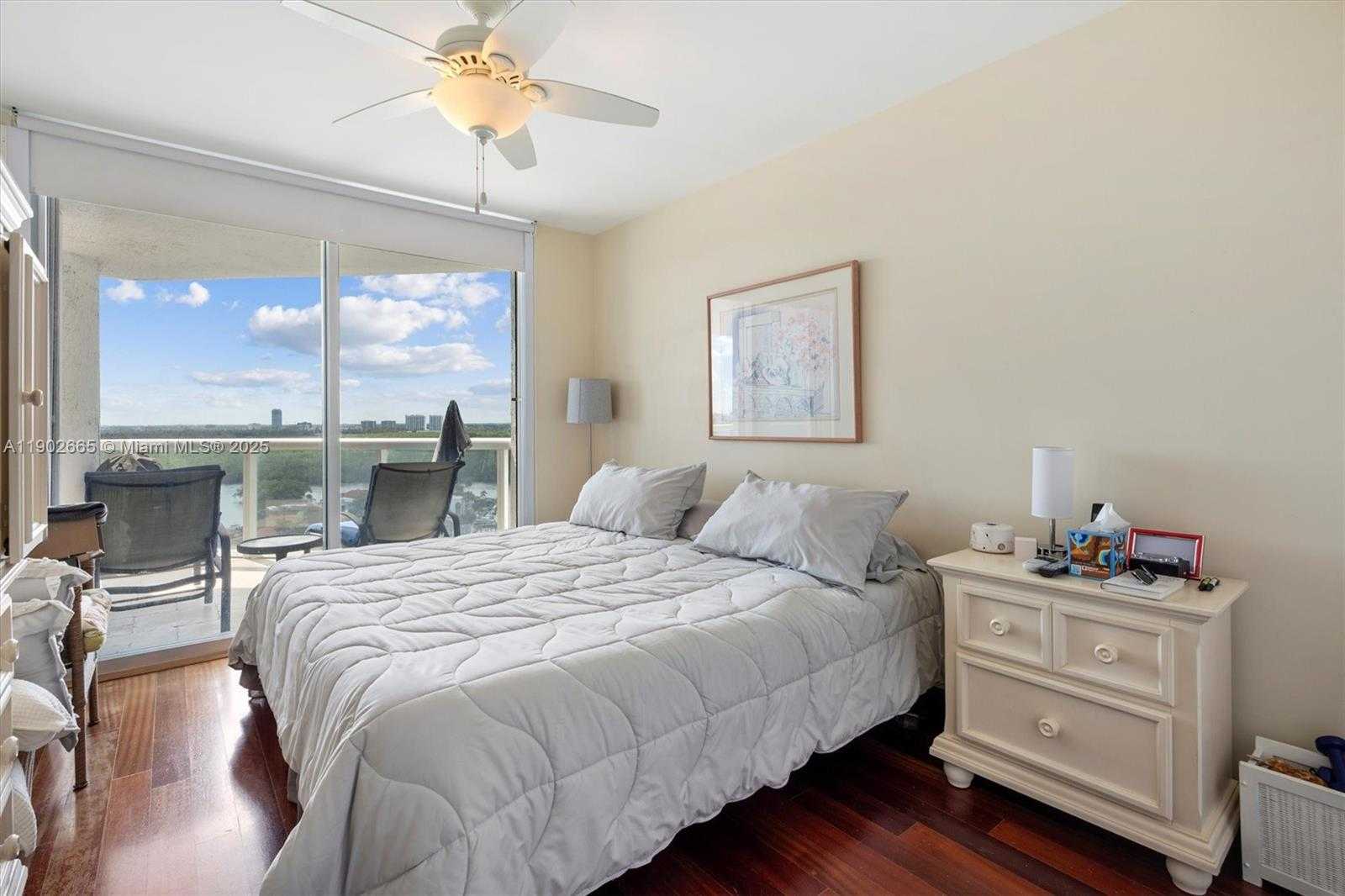 Small Image of 16500 COLLINS AV #2055, Sunny Isles Beach Number 32