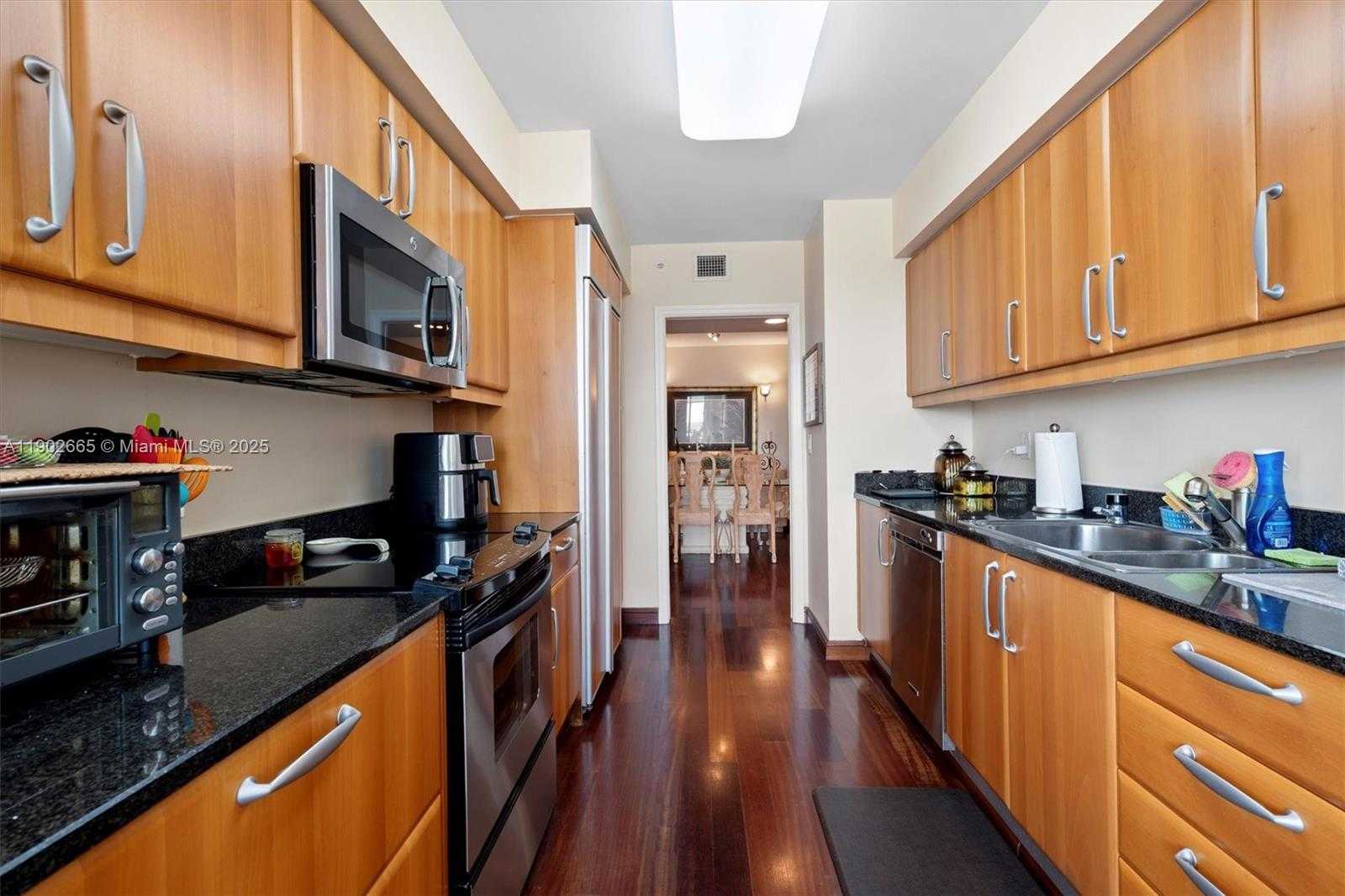 Small Image of 16500 COLLINS AV #2055, Sunny Isles Beach Number 49