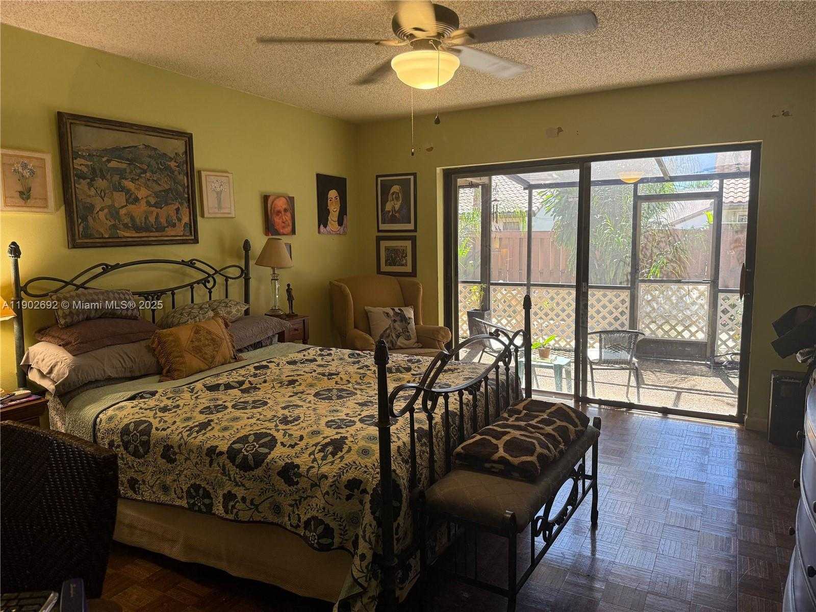 Small Image of 11438 SOUTH WEST 86TH LN, Miami Number 10