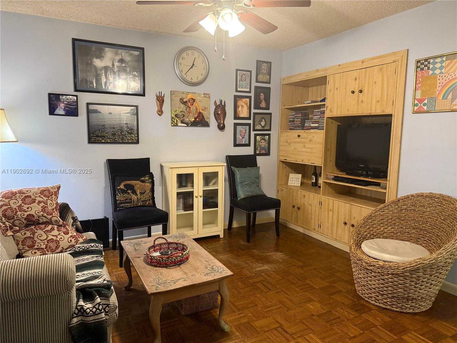 Small Image of 11438 SOUTH WEST 86TH LN, Miami Number 5