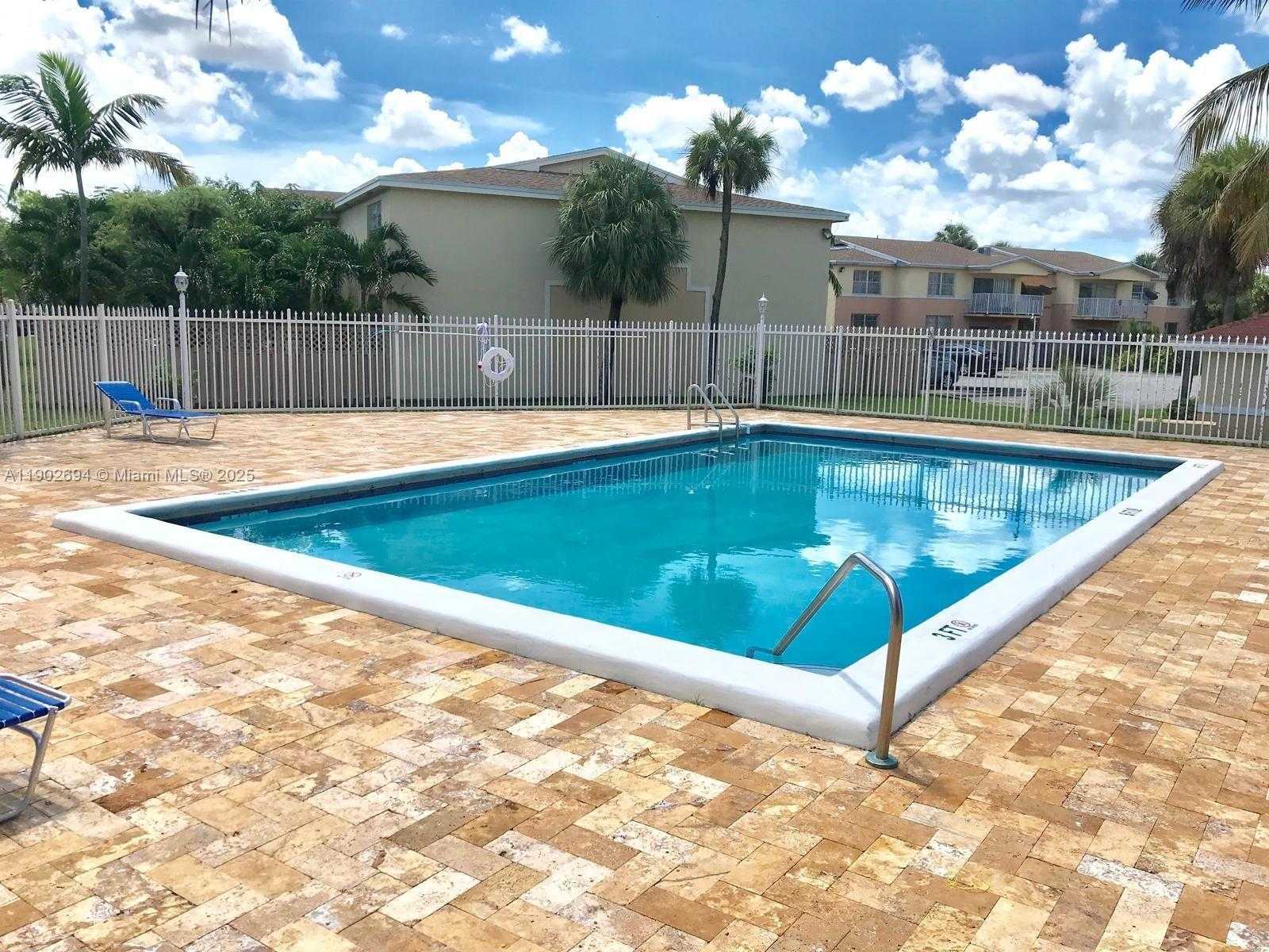 Small Image of 4600 NORTH WEST 79TH AVE #1A, Doral Number 10