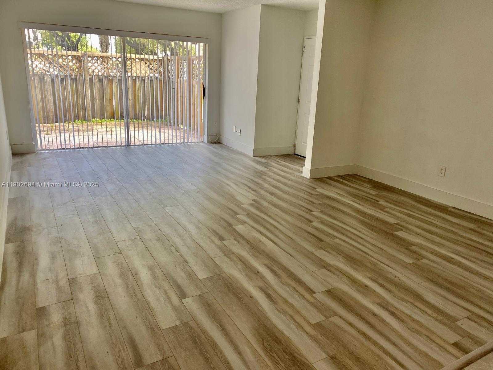Small Image of 4600 NORTH WEST 79TH AVE #1A, Doral Number 2