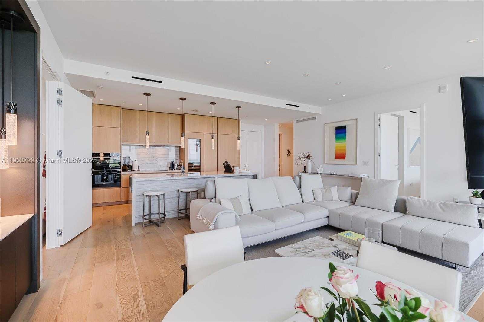 Imagen de Pequeño Objeto