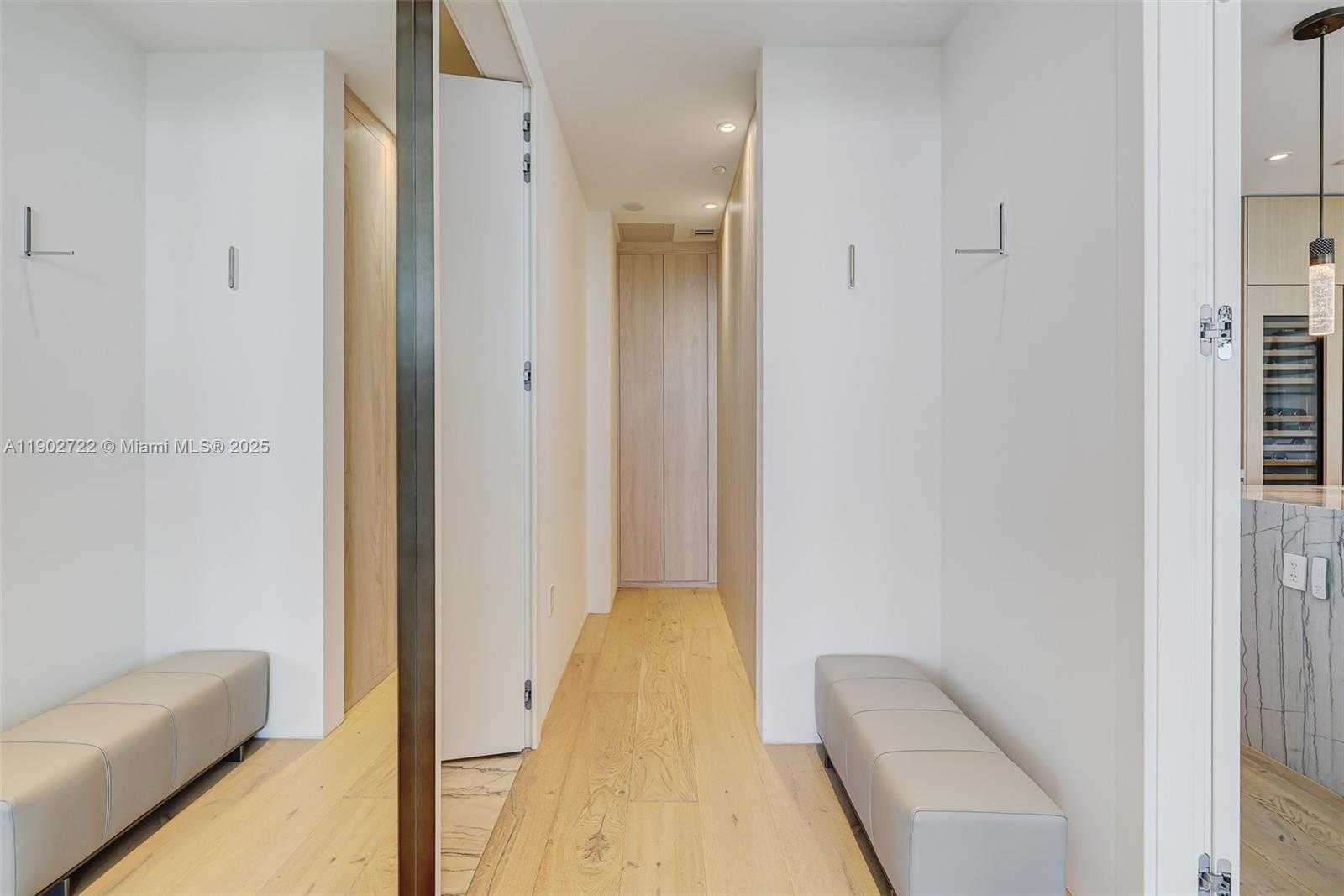 Imagen de Pequeño Objeto