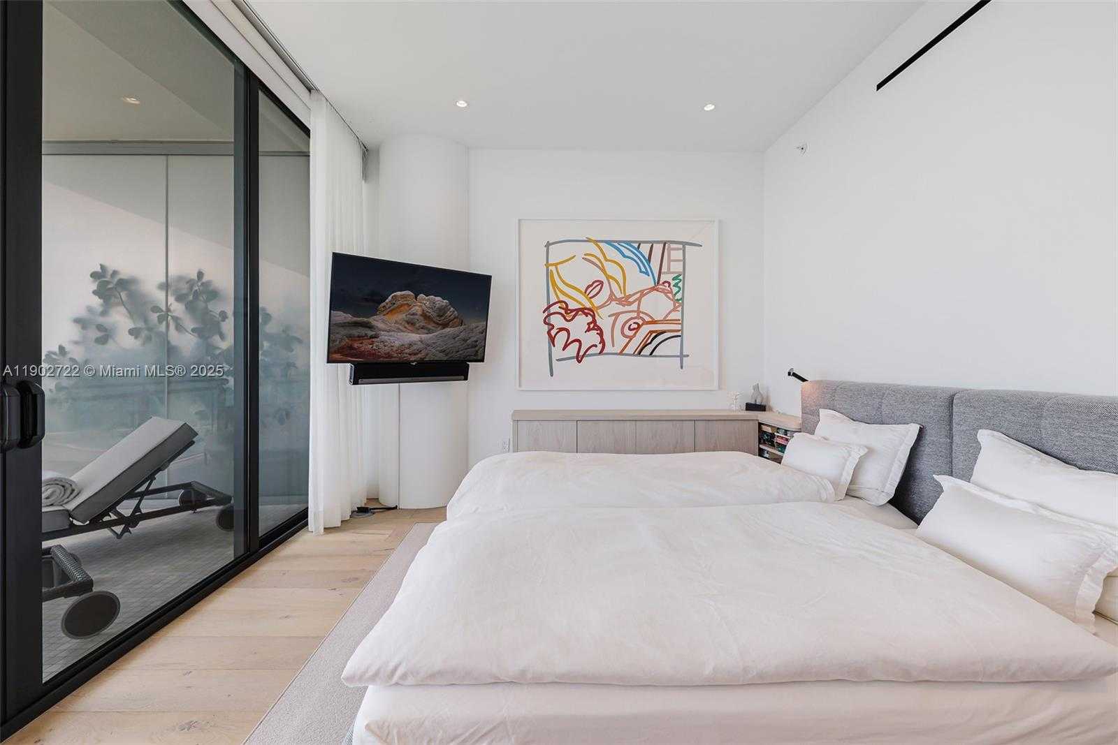 Imagen de Pequeño Objeto