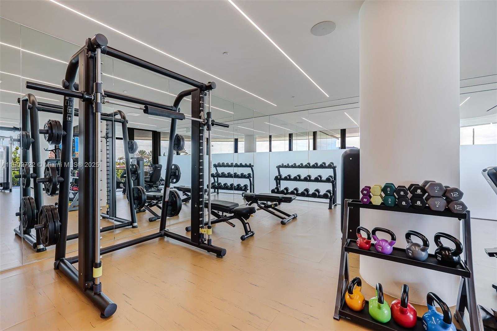 Imagen de Pequeño Objeto