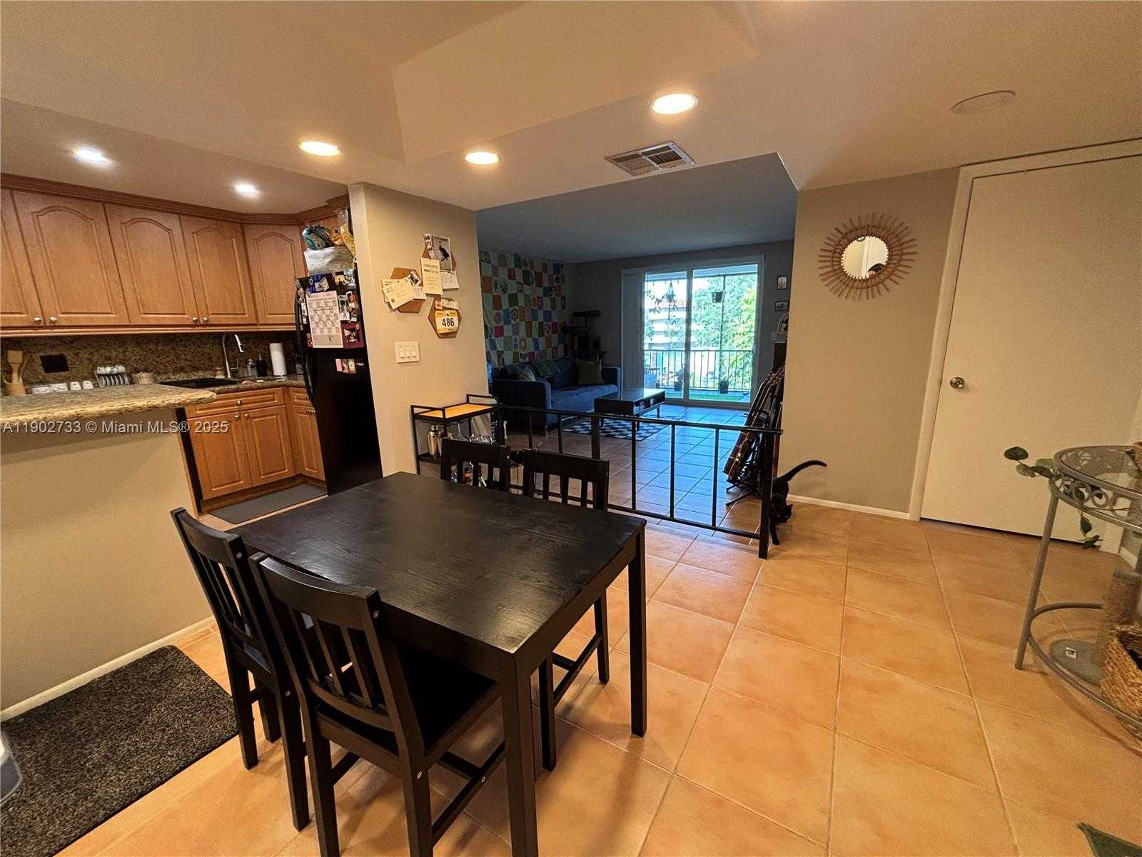 Small Image of 3650 INVERRARY DR #3Y-G, Lauderhill Number 5