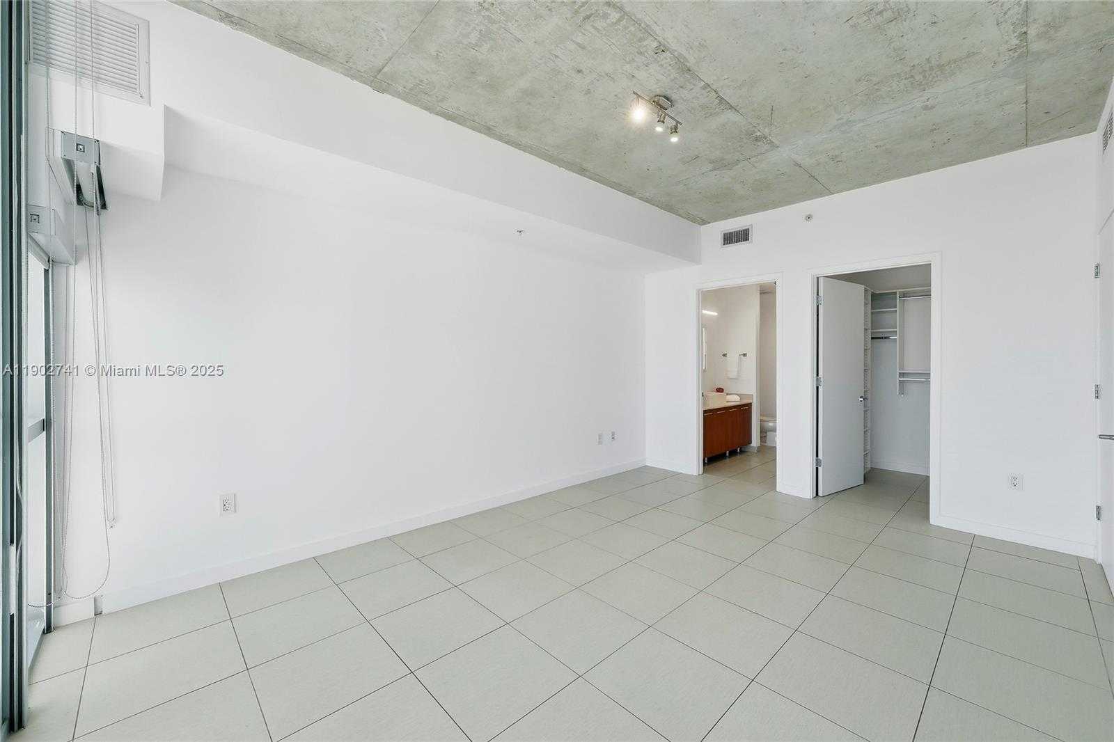 Small Image of 3301 NORTH EAST 1ST AVE #H2804, Miami Number 23