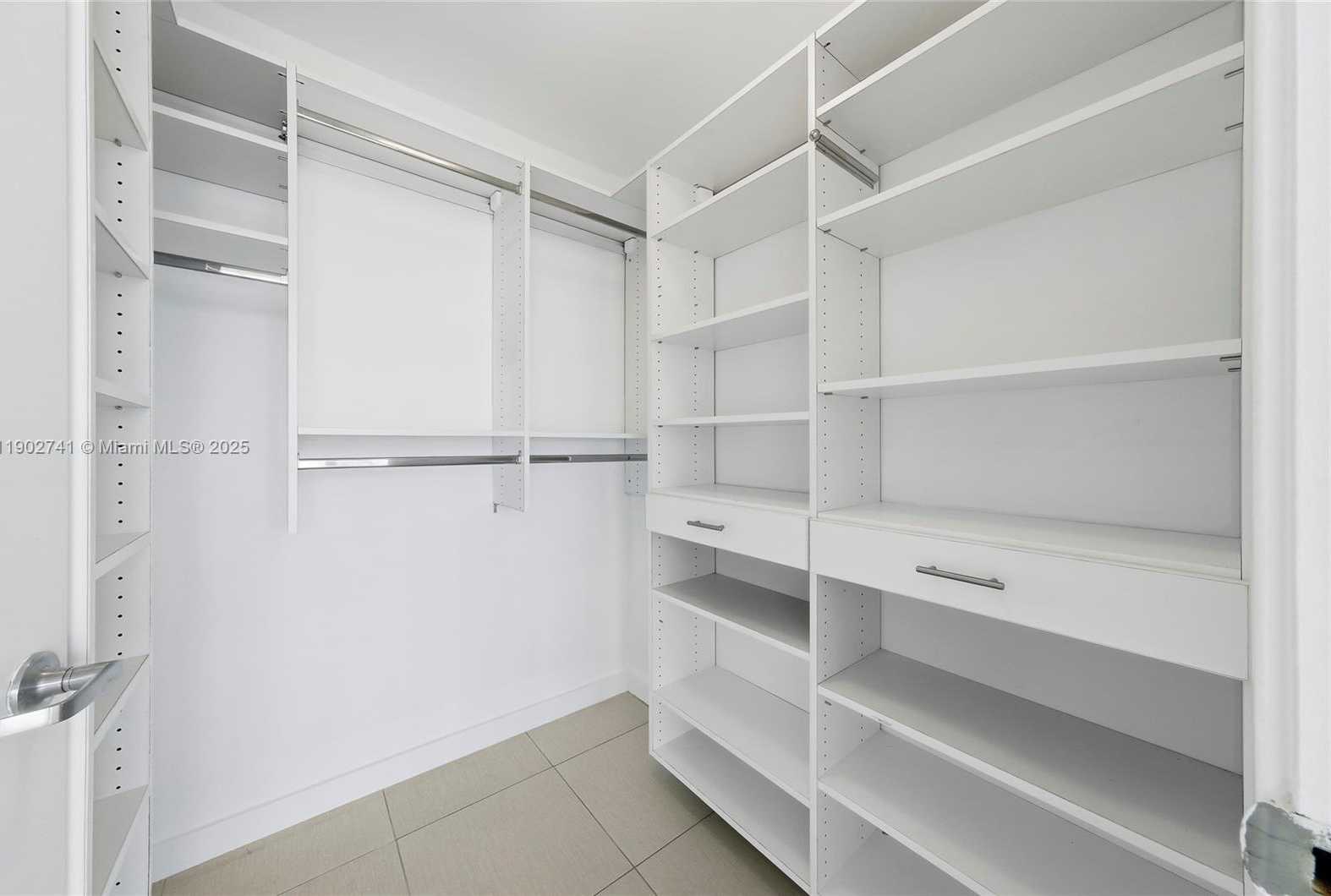 Small Image of 3301 NORTH EAST 1ST AVE #H2804, Miami Number 24
