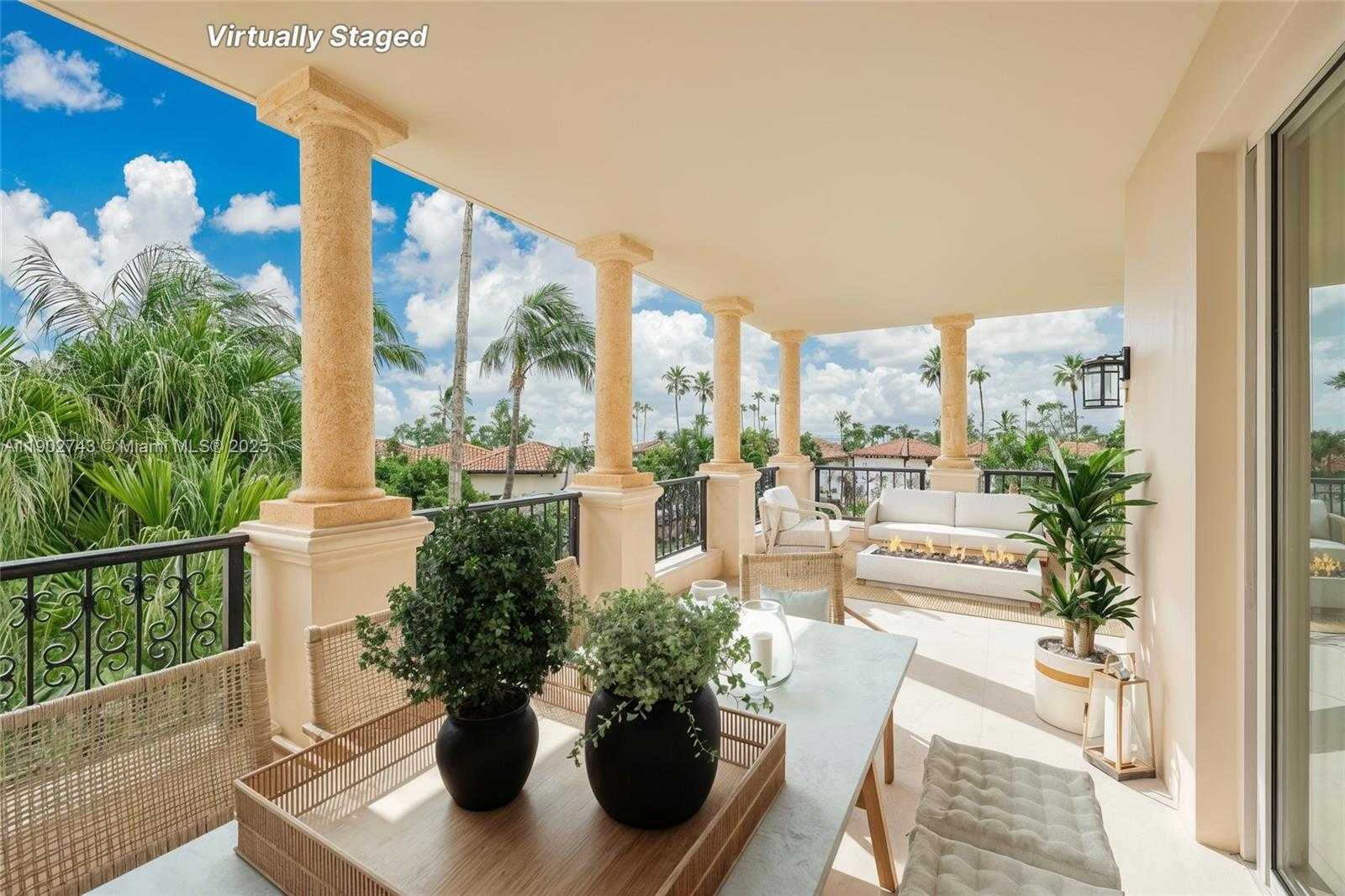 Small Image of 19236 FISHER ISLAND DR #19236, Miami Beach Number 17