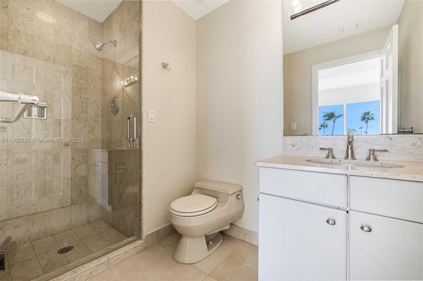 Small Image of 19236 FISHER ISLAND DR #19236, Miami Beach Number 24