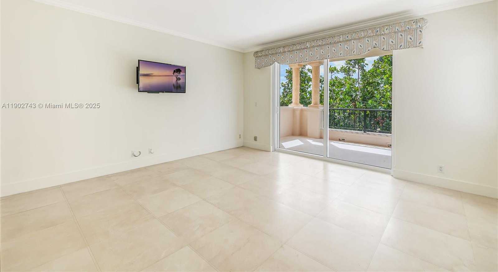 Small Image of 19236 FISHER ISLAND DR #19236, Miami Beach Number 34