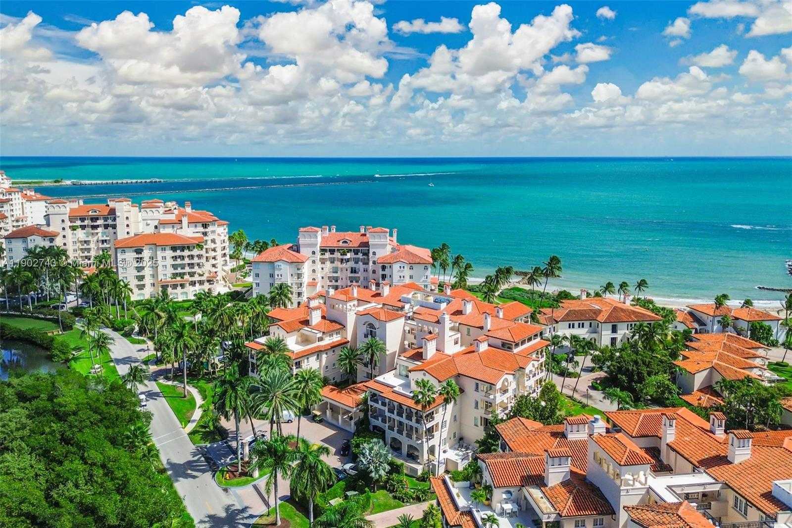 Small Image of 19236 FISHER ISLAND DR #19236, Miami Beach Number 47