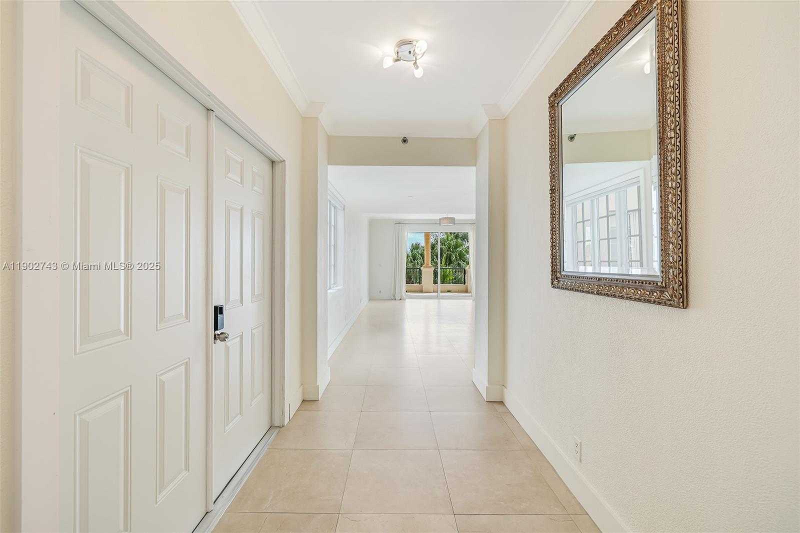 Small Image of 19236 FISHER ISLAND DR #19236, Miami Beach Number 5