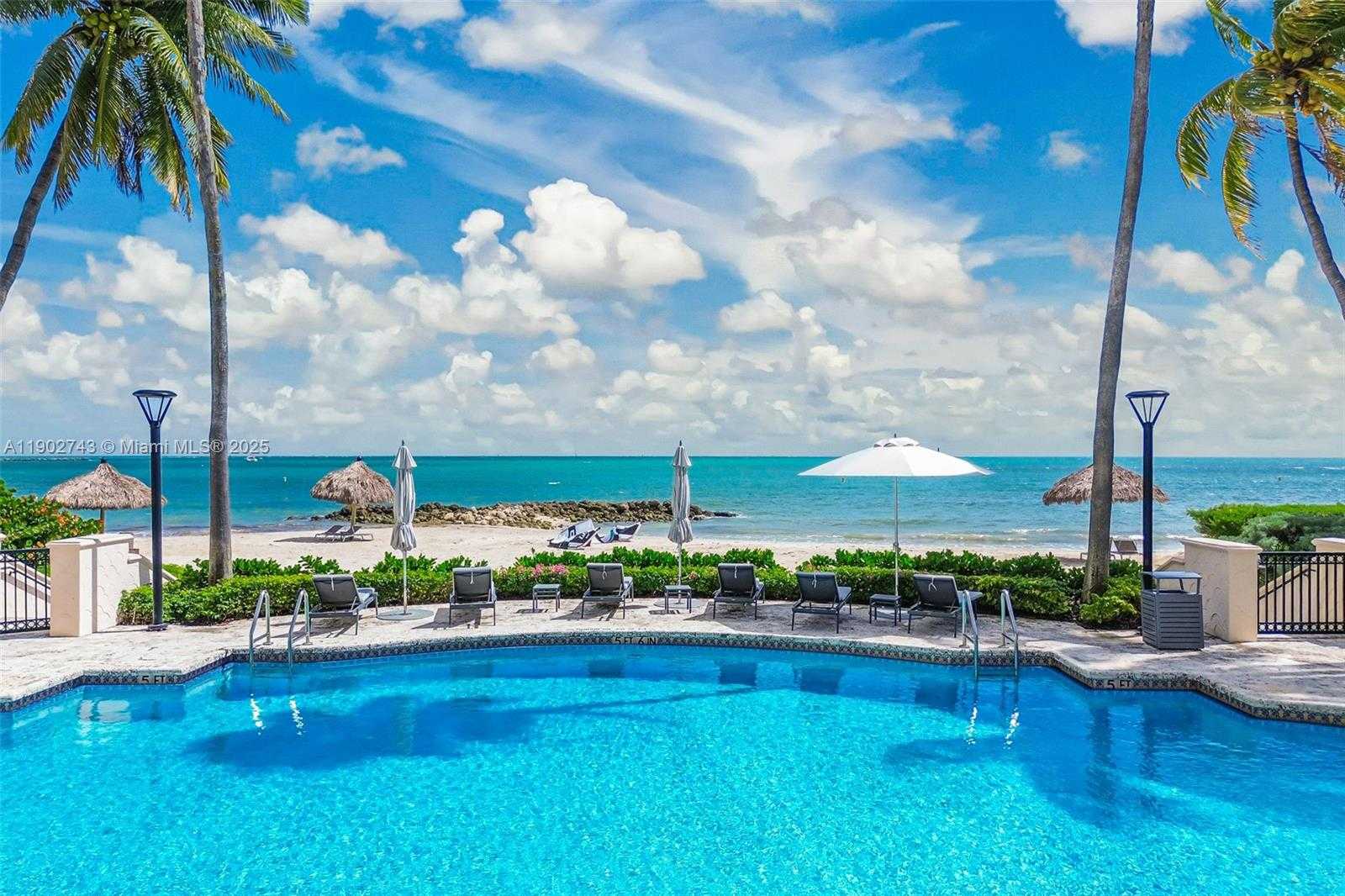 Small Image of 19236 FISHER ISLAND DR #19236, Miami Beach Number 50