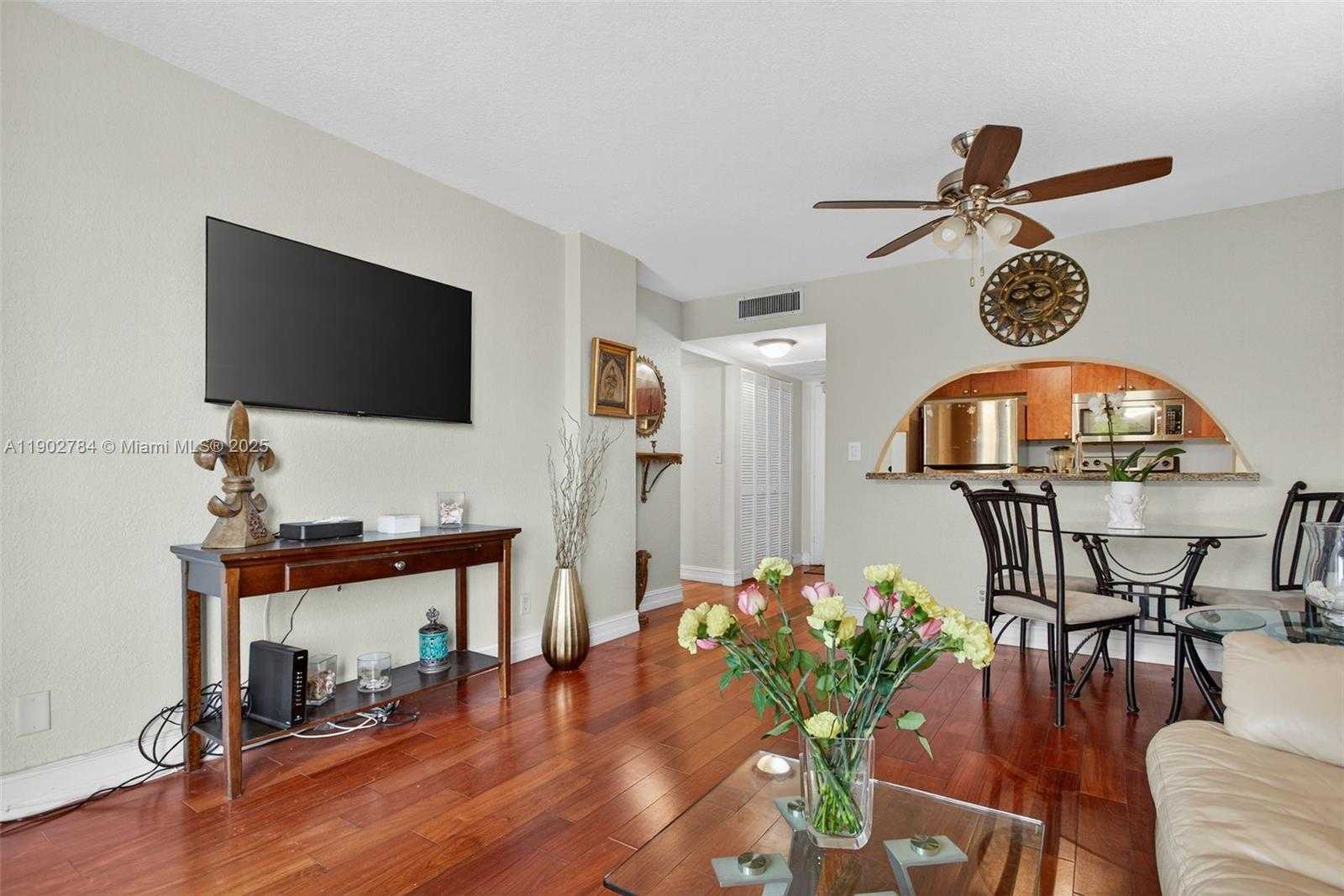 Small Image of 777 SOUTH FEDERAL HWY #RP305, Pompano Beach Number 12