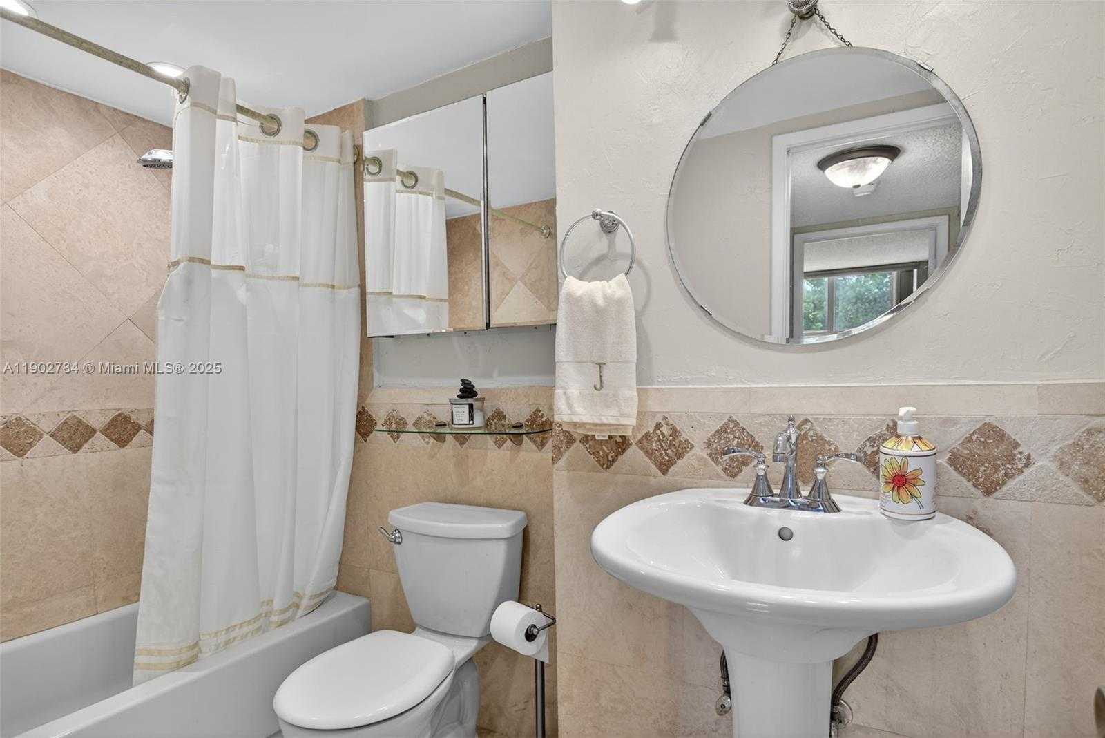 Small Image of 777 SOUTH FEDERAL HWY #RP305, Pompano Beach Number 17