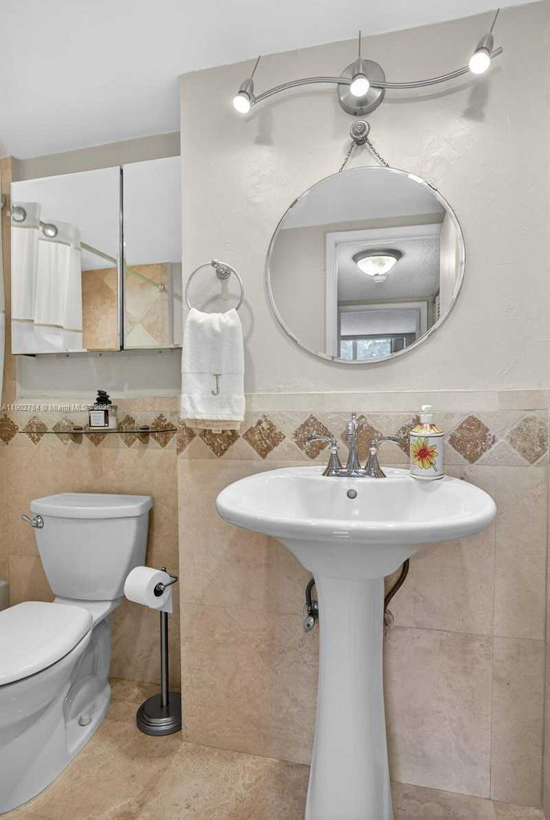 Small Image of 777 SOUTH FEDERAL HWY #RP305, Pompano Beach Number 18