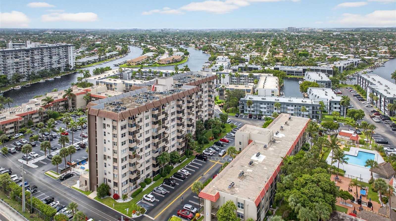 Small Image of 777 SOUTH FEDERAL HWY #RP305, Pompano Beach Number 38