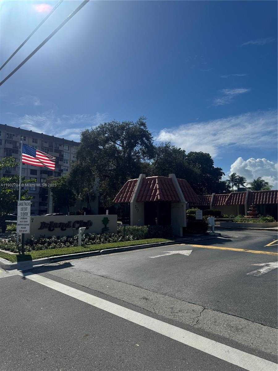 Small Image of 777 SOUTH FEDERAL HWY #RP305, Pompano Beach Number 46