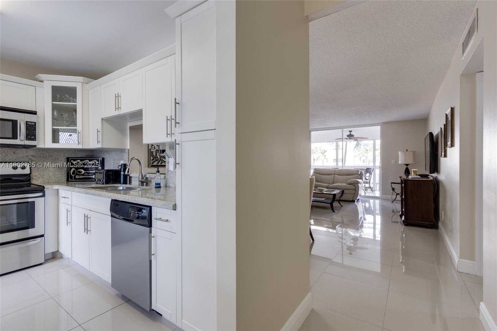 Small Image of 420 NORTH EAST 12TH AVE #208, Hallandale Beach Number 3