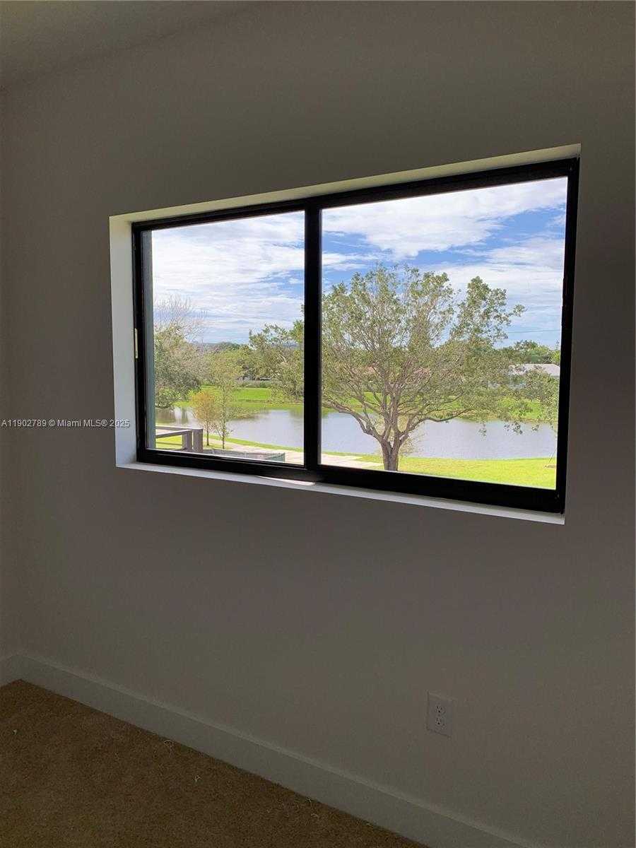 Small Image of 4416 NORTH WEST 9TH ST, Plantation Number 23