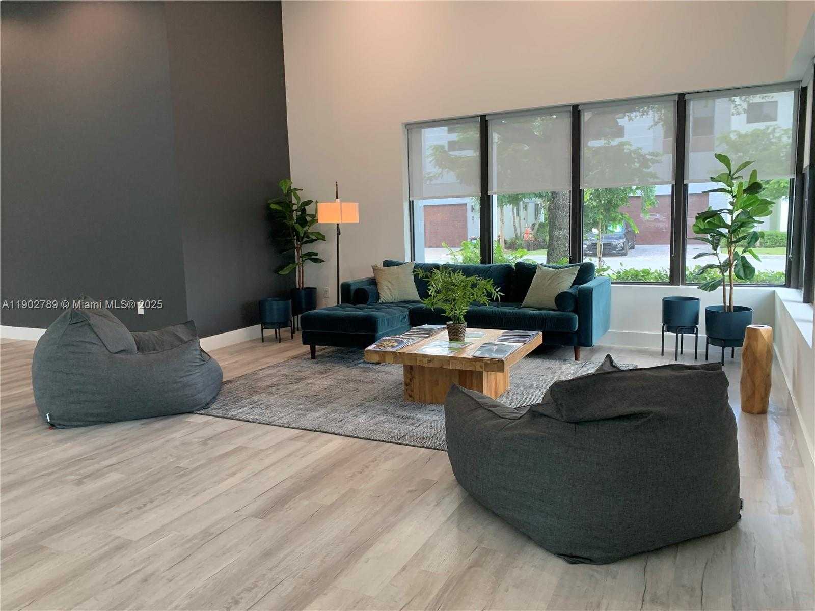 Small Image of 4416 NORTH WEST 9TH ST, Plantation Number 46