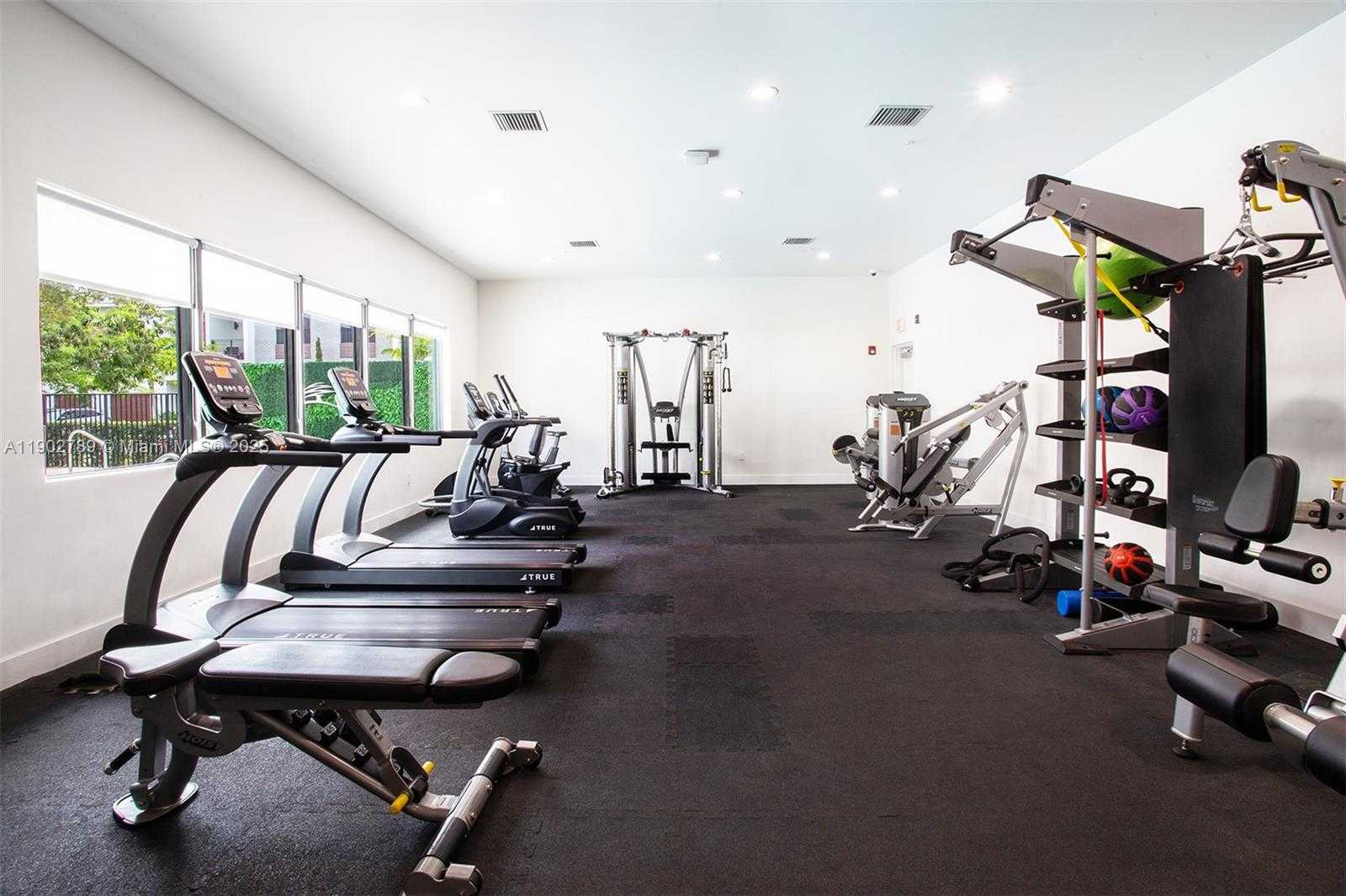 Small Image of 4416 NORTH WEST 9TH ST, Plantation Number 47