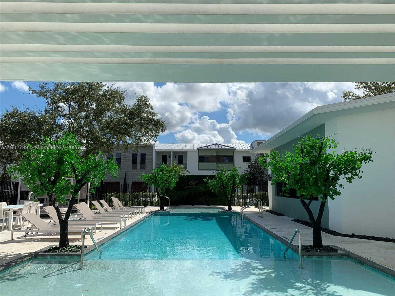 Small Image of 4416 NORTH WEST 9TH ST, Plantation Number 48