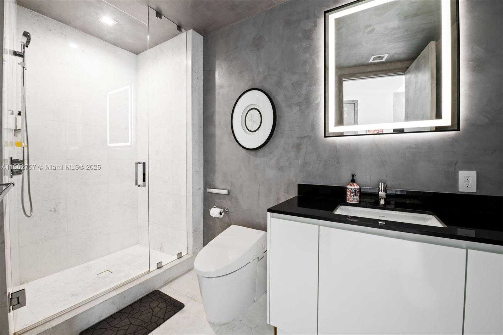 Small Image of 18555 COLLINS AVE #2405, Sunny Isles Beach Number 20