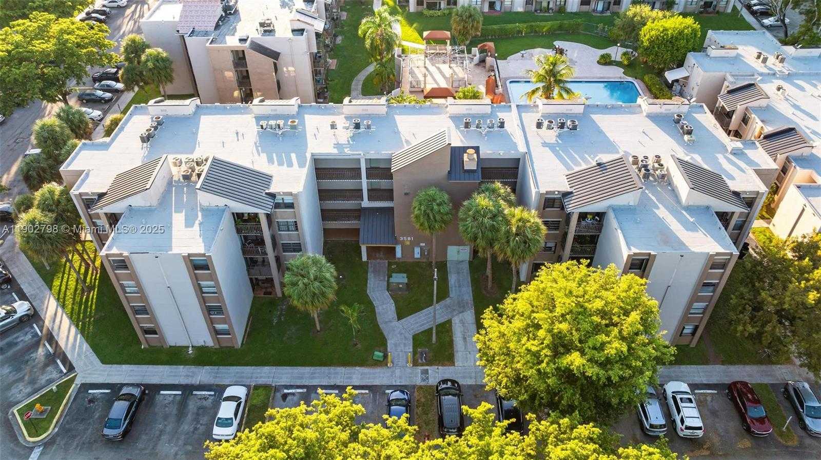 Small Image of 3581 SOUTH WEST 117TH AVE #5-207, Miami Number 30