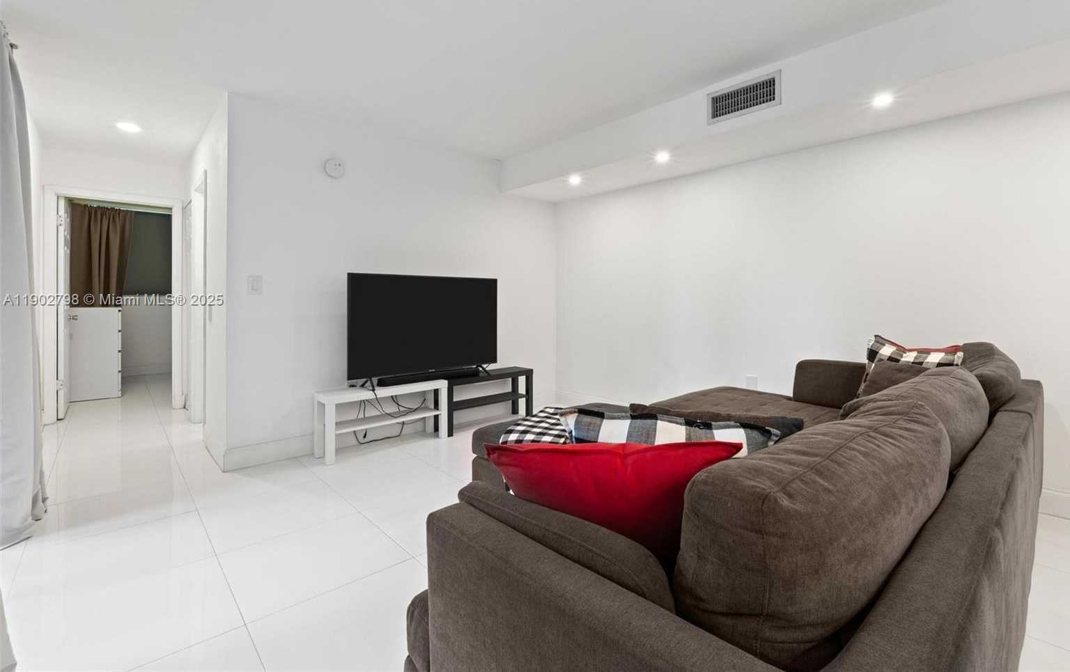 Small Image of 3581 SOUTH WEST 117TH AVE #5-207, Miami Number 8