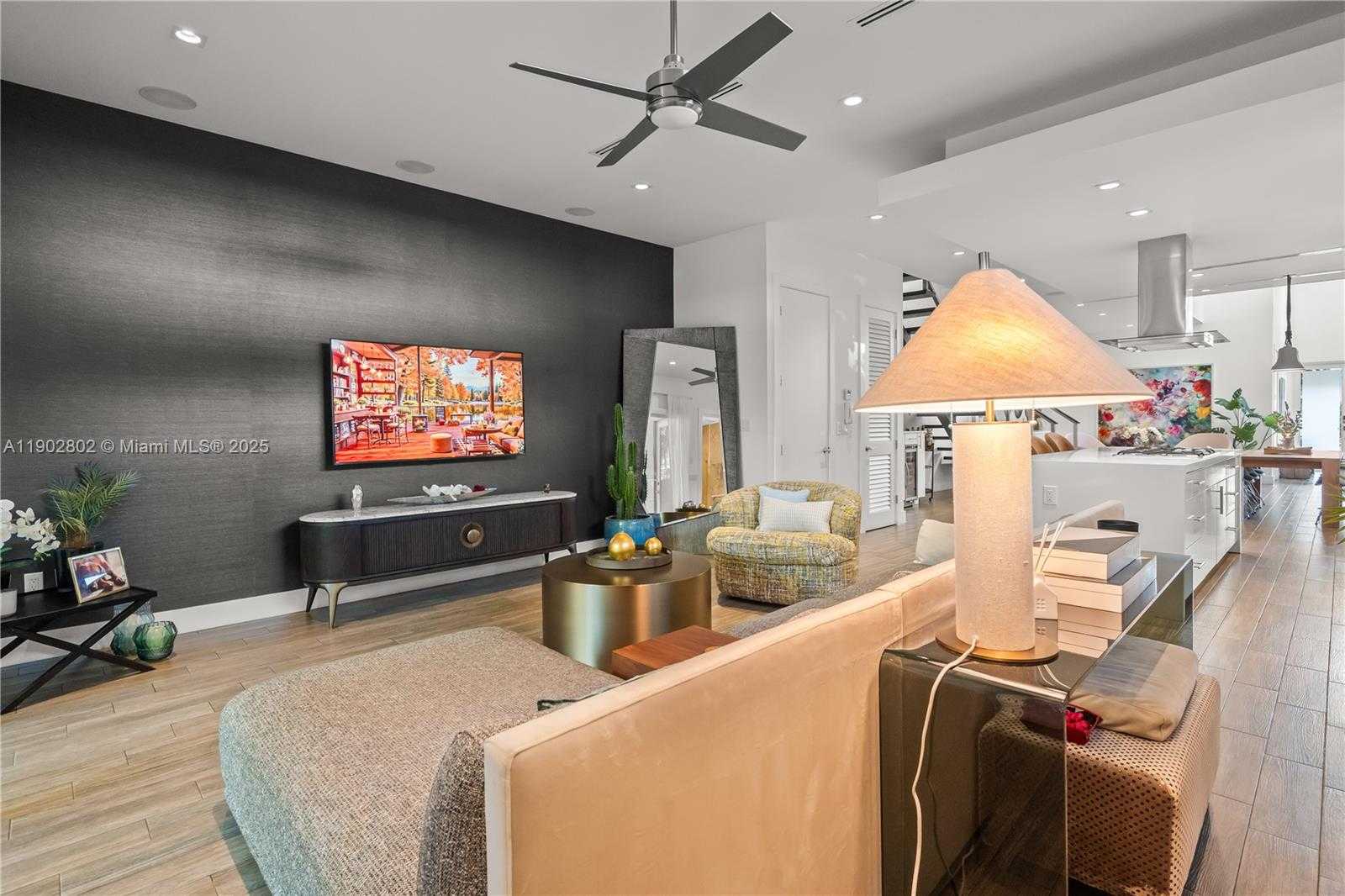 Imagen de Pequeño Objeto