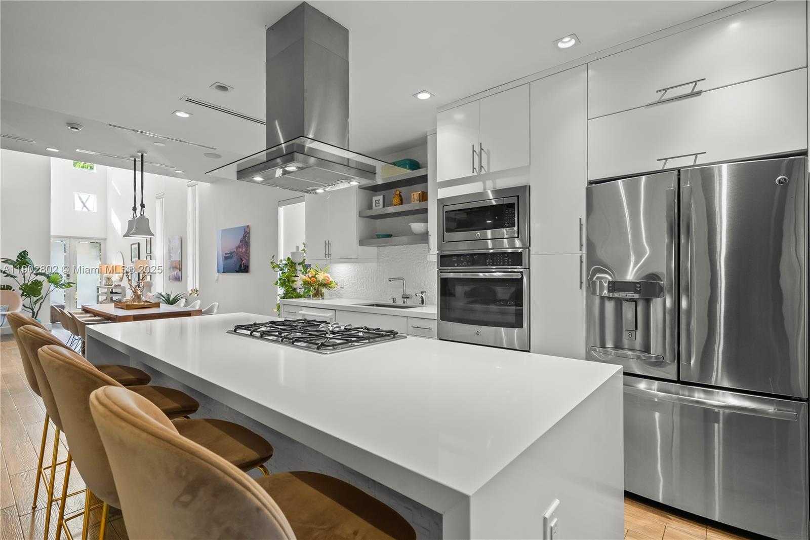 Imagen de Pequeño Objeto