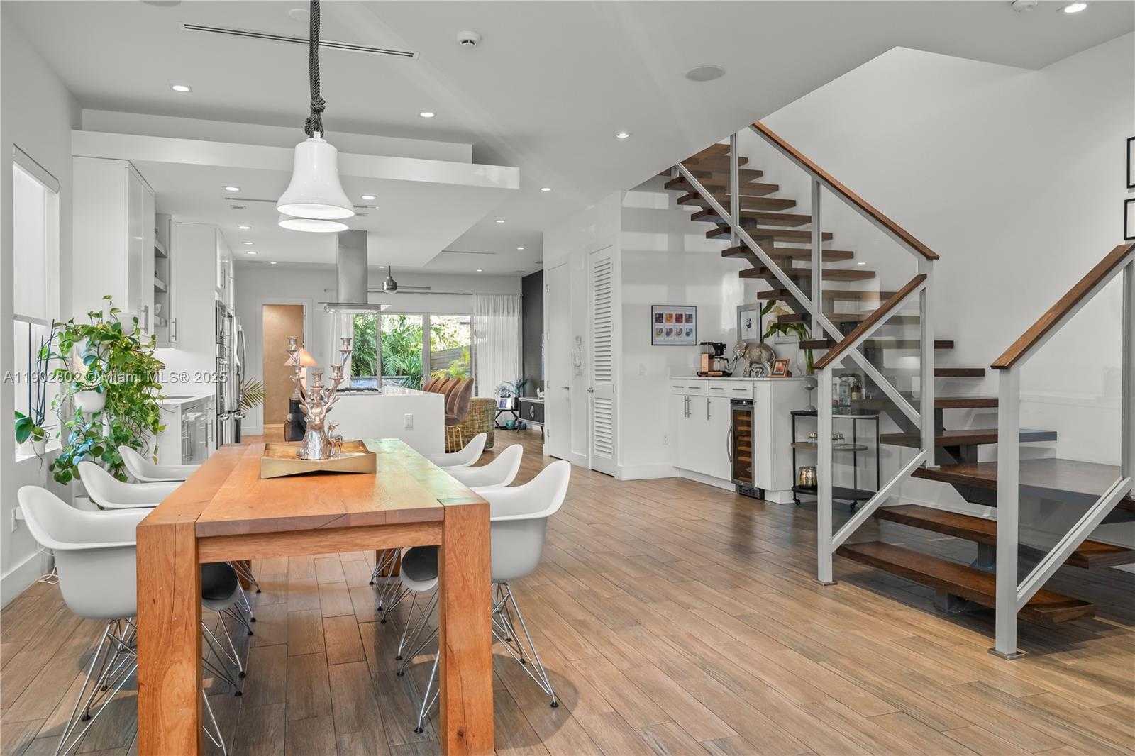 Imagen de Pequeño Objeto