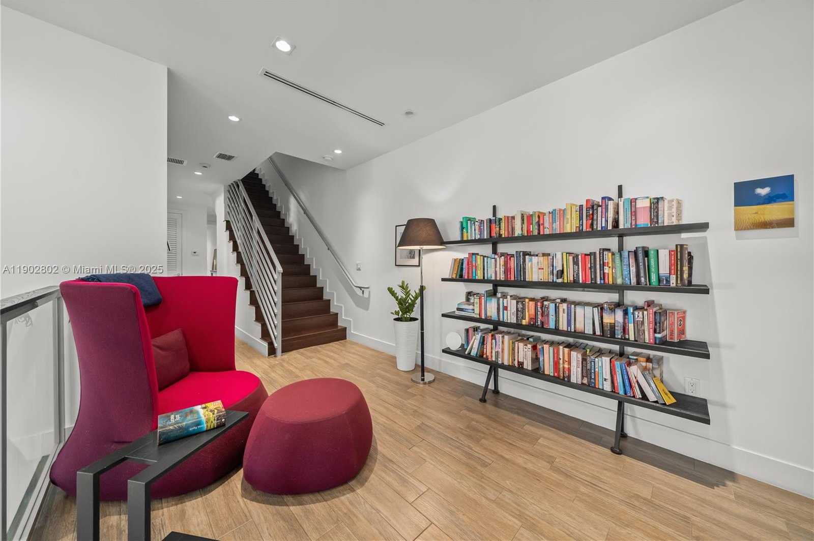 Imagen de Pequeño Objeto