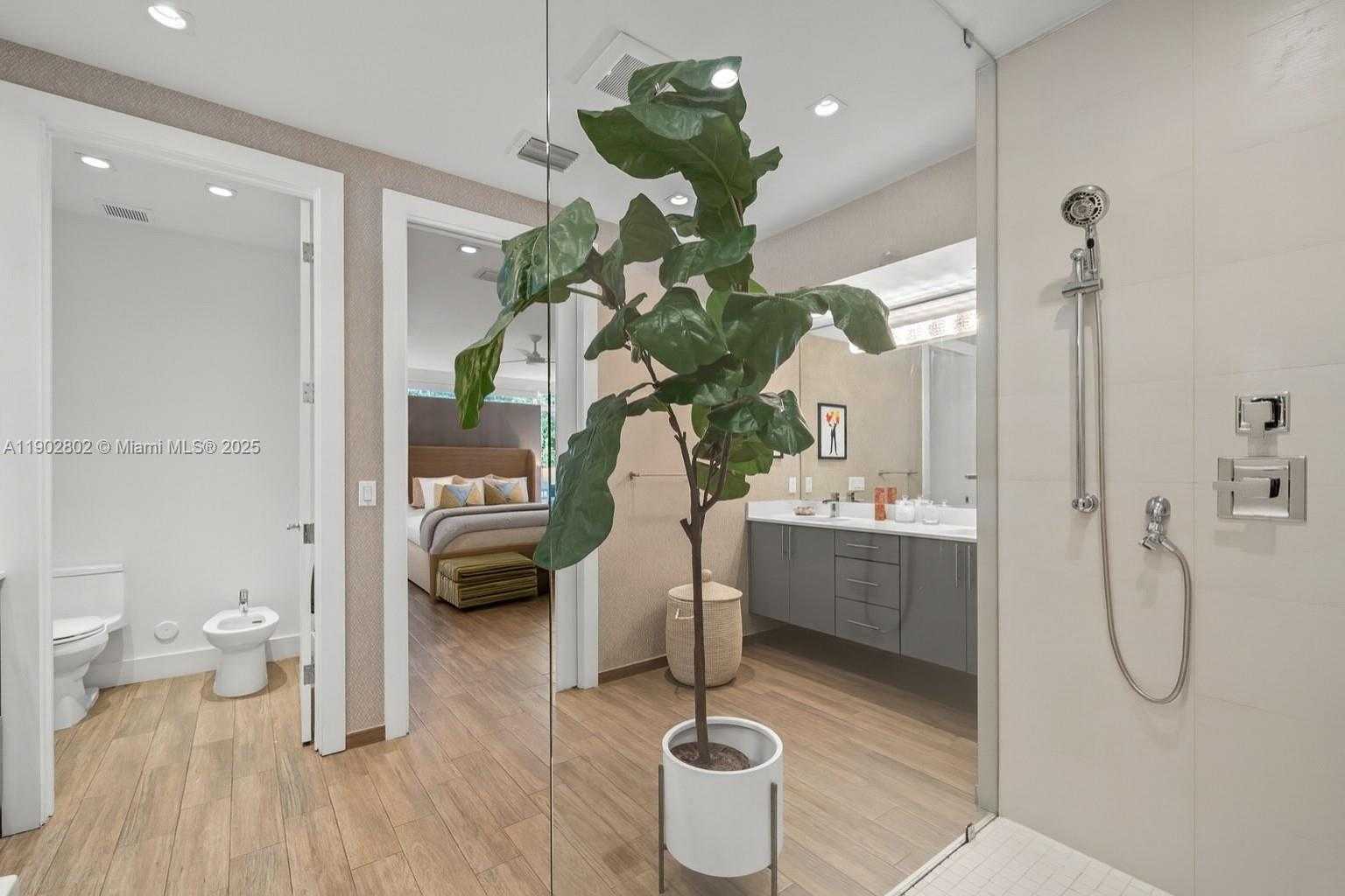 Imagen de Pequeño Objeto