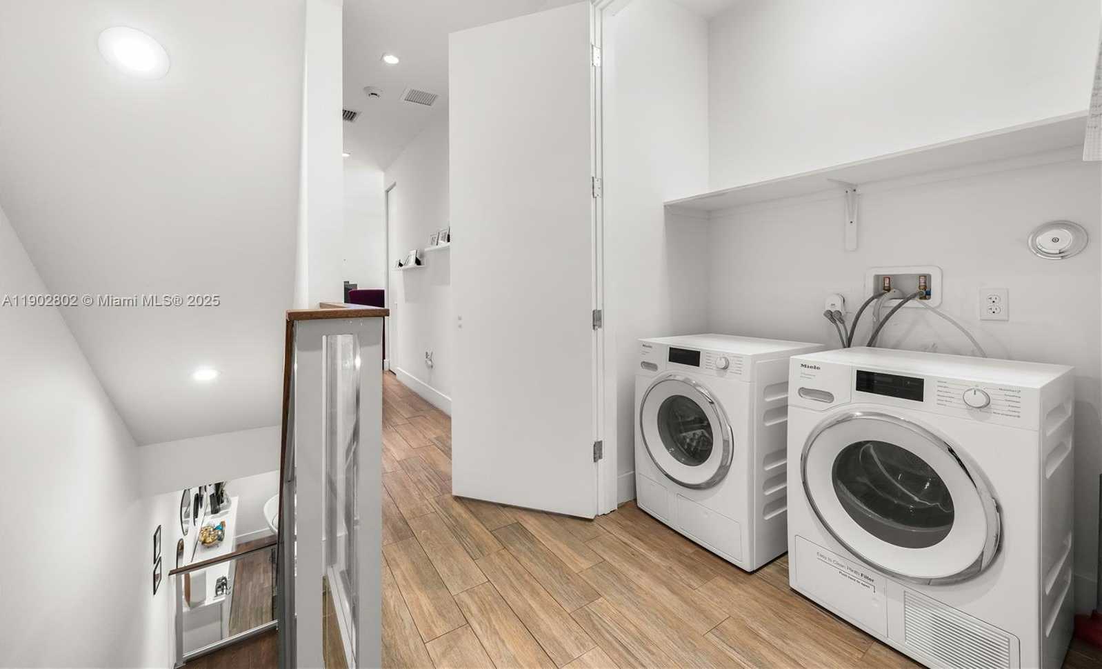 Imagen de Pequeño Objeto