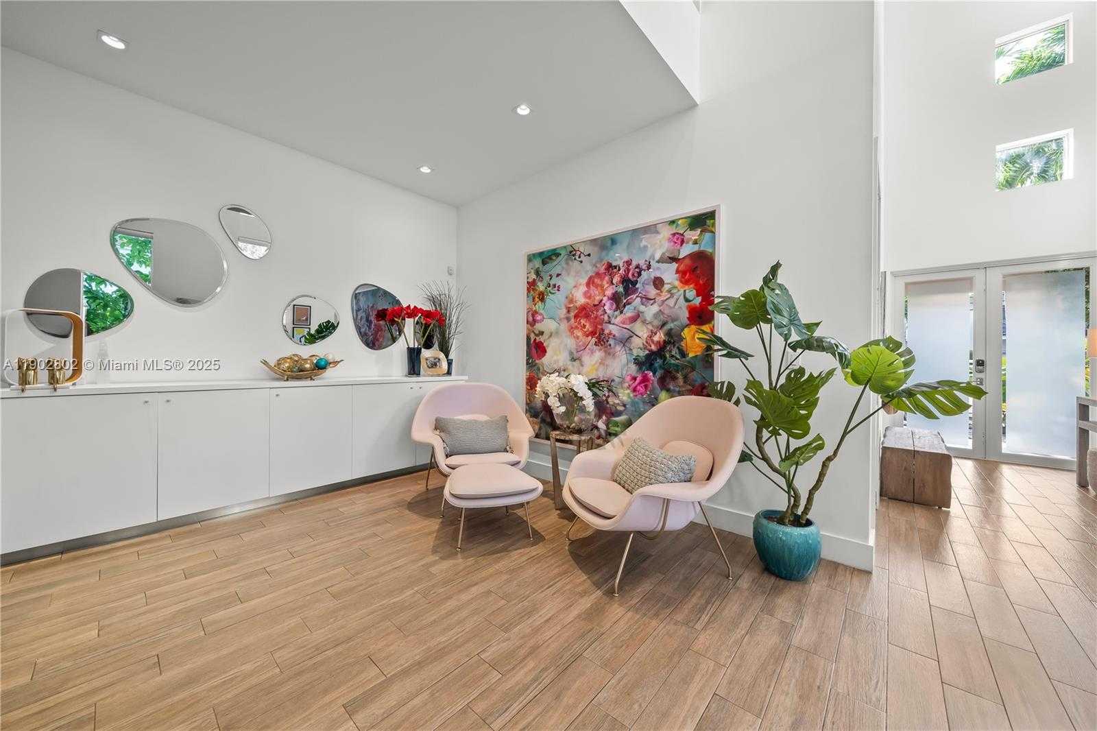 Imagen de Pequeño Objeto