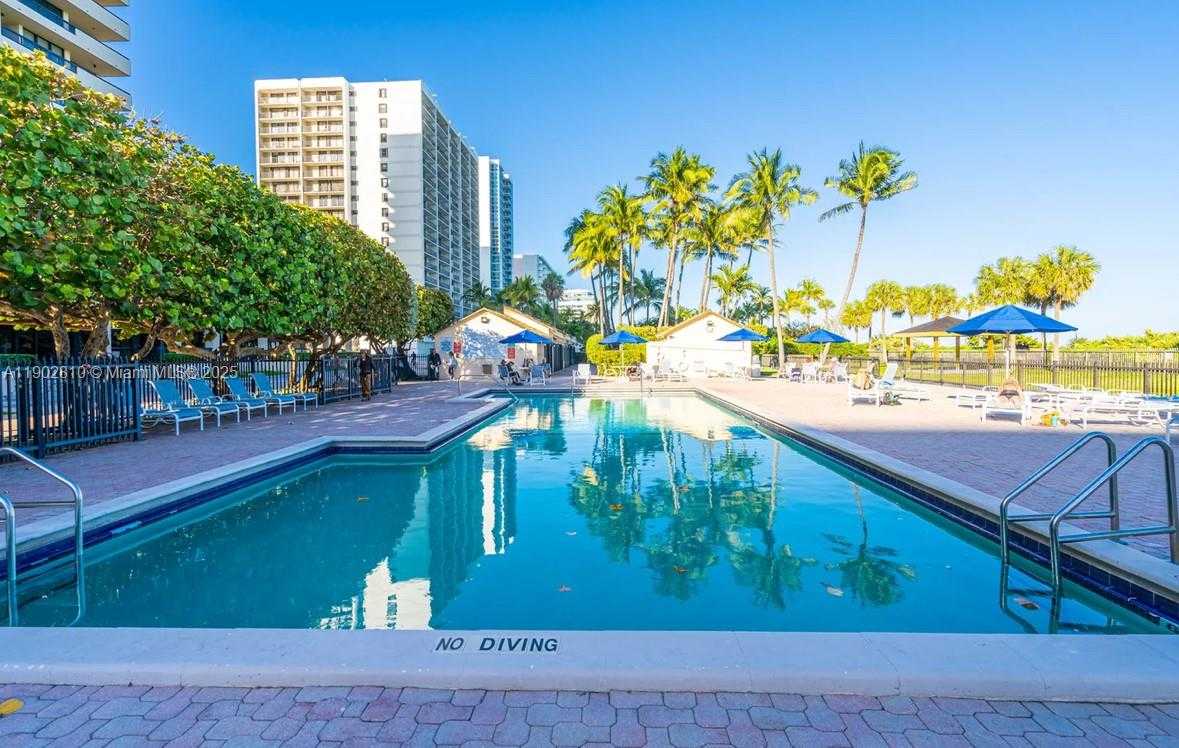 Small Image of 2555 COLLINS AVE #2200, Miami Beach Number 35