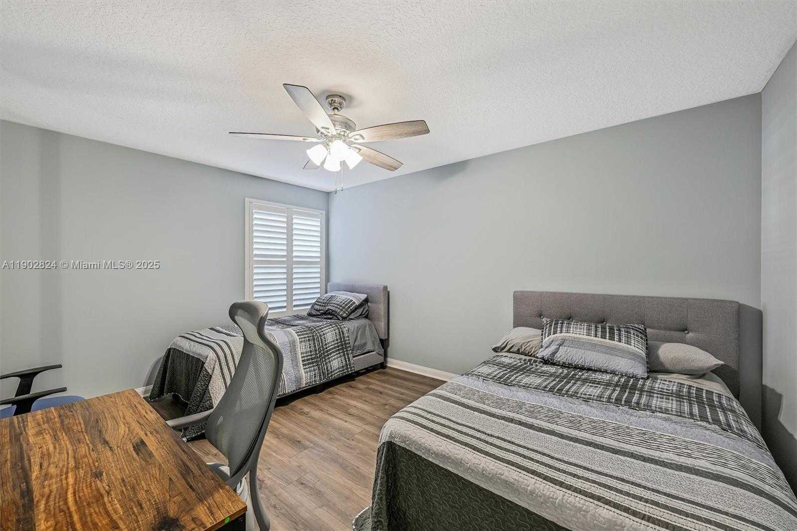 Small Image of Port St. Lucie Number 17