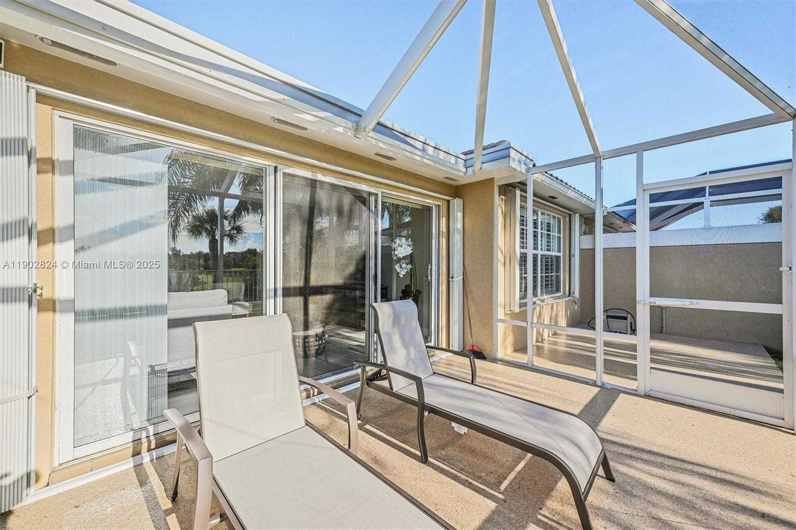 Small Image of Port St. Lucie Number 20