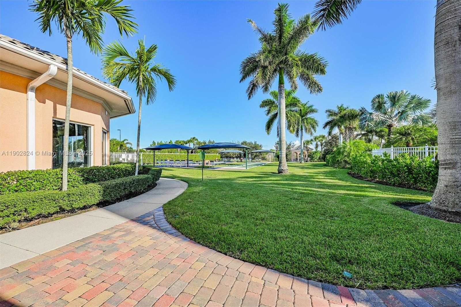 Small Image of Port St. Lucie Number 26