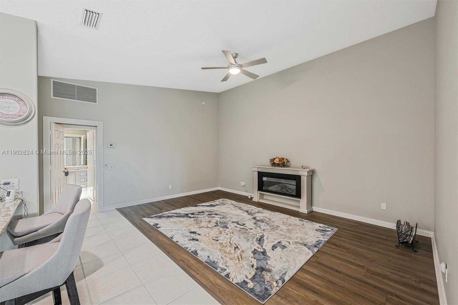 Small Image of Port St. Lucie Number 31