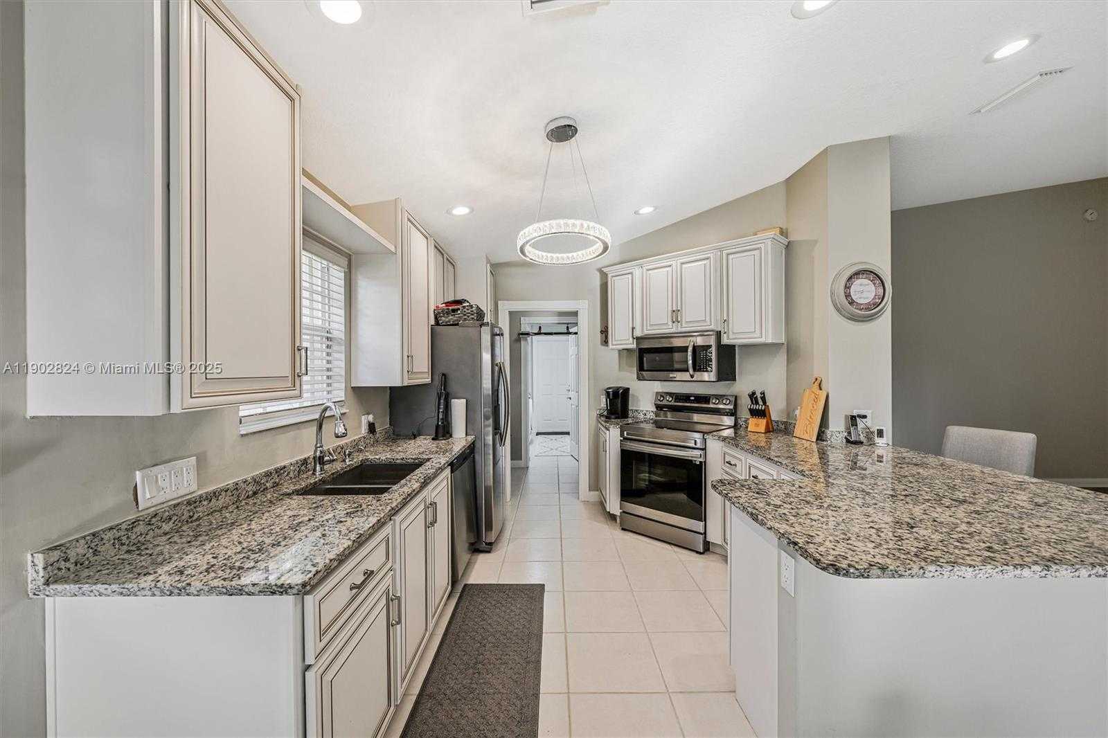 Small Image of Port St. Lucie Number 5