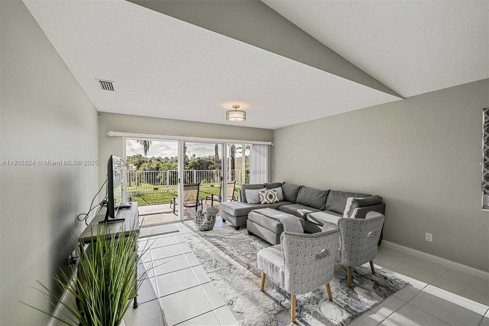 Small Image of Port St. Lucie Number 7